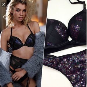 Victoria Secret Fashion show Thong